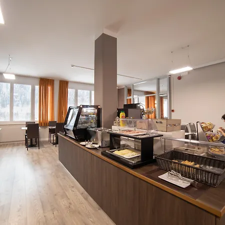 Fonte 3* 阿尔塔泰尔梅